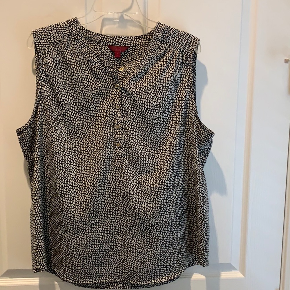 Sleeveless Blouse